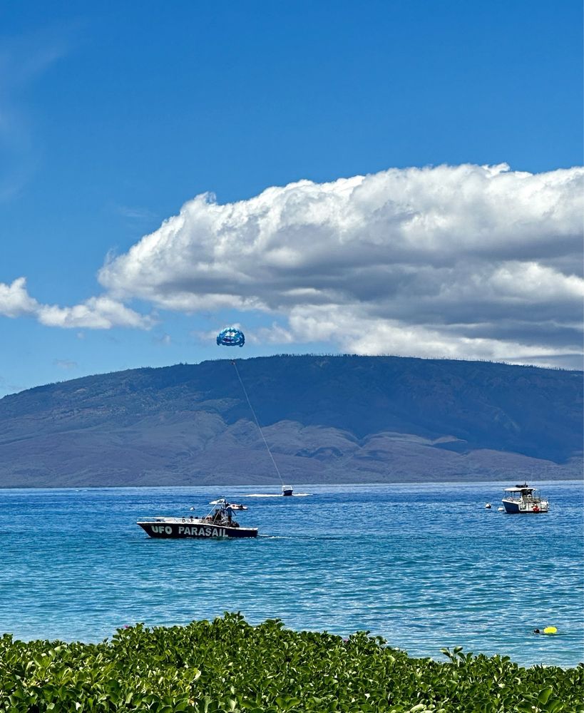 Ka'anapali Beach Parasail Logo