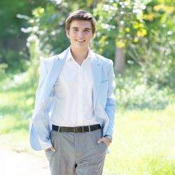 Candy Fox Studio - Senior photo shoot