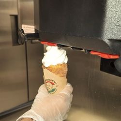 Eva's Original Chimneys - Inside Indulge