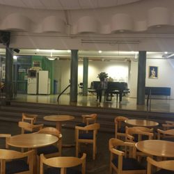 Butikkdrift Agnihotri Kumar Vipan - Lobby with piano
