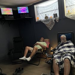 Tapestry Energy Spa - Repeat clients sleeping in the Energy Healing Room