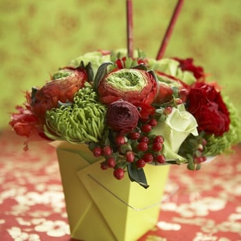 Prudence Designs & Events - Classic Chinese Take-out arrngement - Florists Near Me Prudence Designs & Events - Classic Chinese Take-out arrngement - Florists Near Me