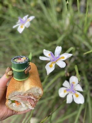 Bánh Mì Mỹ Tho by null