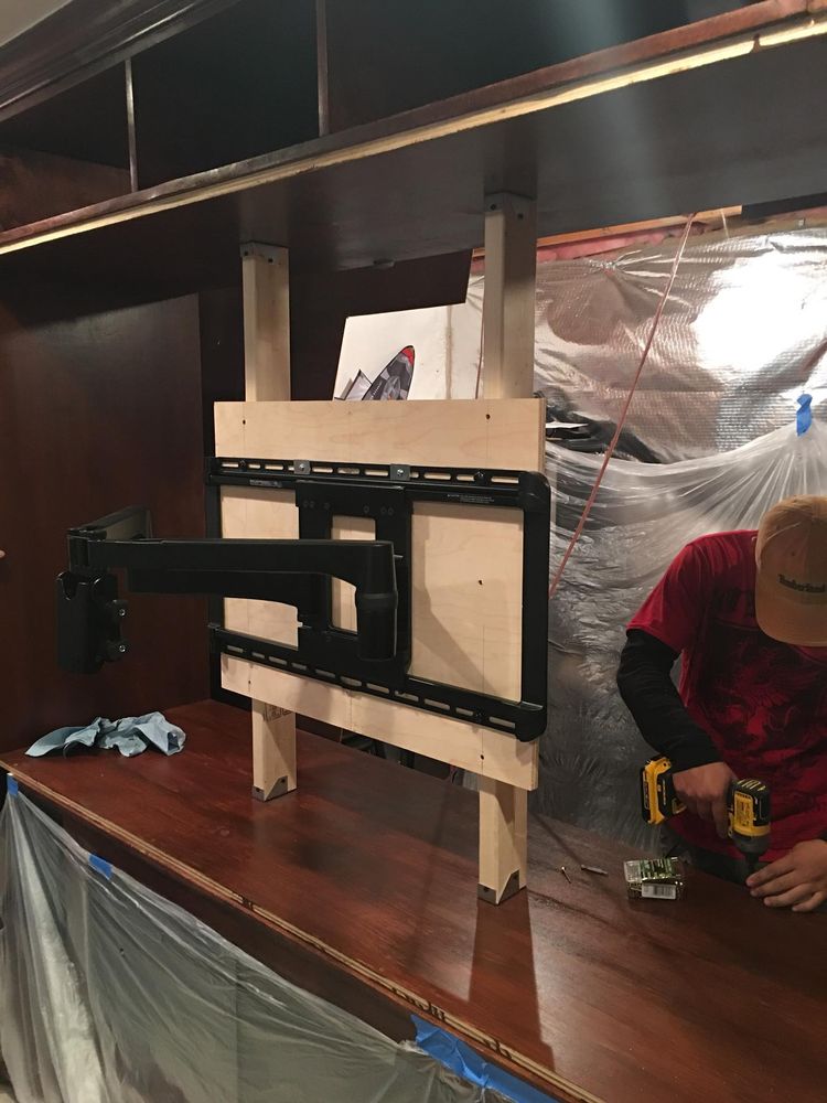 Slide of Acallaway Handyman