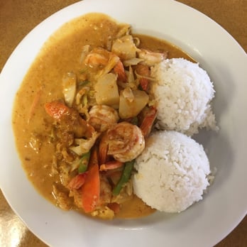 Da Valley Grill - Red curry with shrimp - Hawaiian Near Me - Phoenix, Arizona Da Valley Grill - Red curry with shrimp - Hawaiian Near Me - Phoenix, Arizona