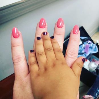 T&T Nails - Don't judge the purple: they let me do the purple for my little girl during my pedi. My hands are the pink and the full set is fabulous! - Nail Salons Near Me - Longmont, Colorado T&T Nails - Don't judge the purple: they let me do the purple for my little girl during my pedi. My hands are the pink and the full set is fabulous! - Nail Salons Near Me - Longmont, Colorado