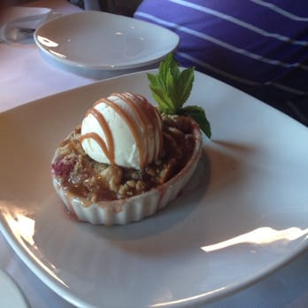 Chart House - Amazing cobbler - Seafood Near Me - Savannah, Georgia