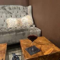 The Vine House - Happy wine hour