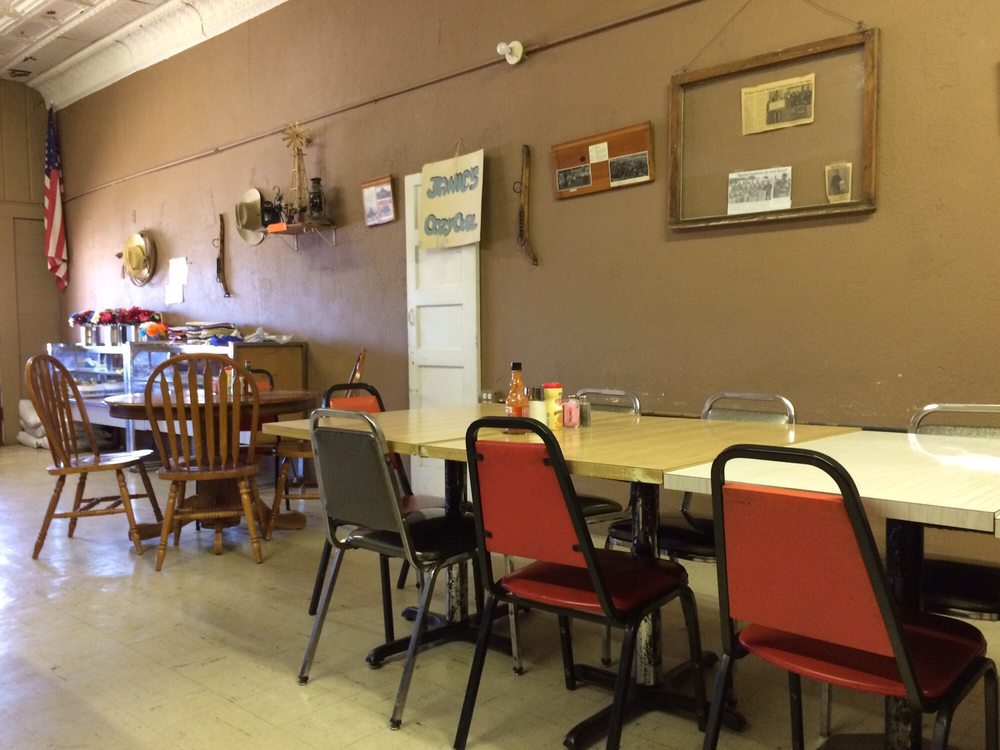 HOLE IN THE WALL CAFE 221 S Cosden Ave, Shidler, Oklahoma