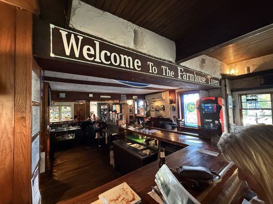 Farmhouse Tavern by null