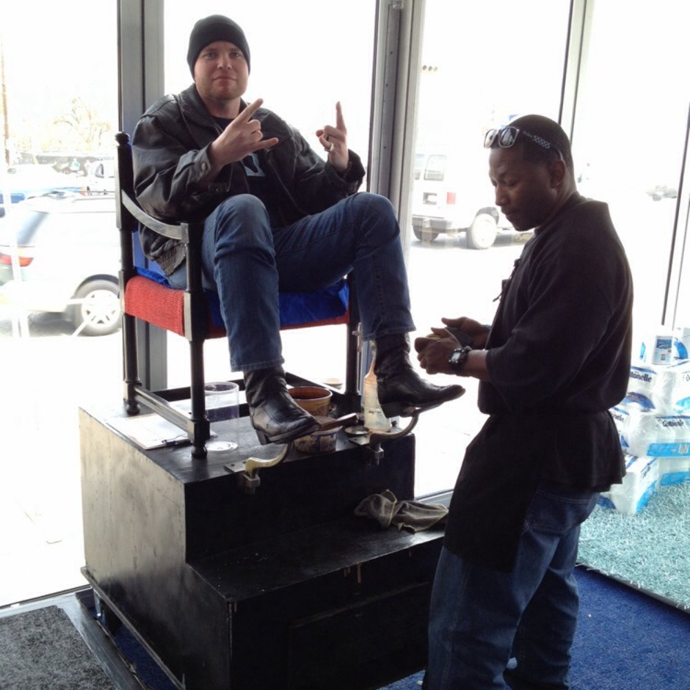 Shiny Shoes, doing what he does so well, at the Cottenelle Refresh Lounge at E. Cesar Cavez and Red River, during SXSW. Shiny Shoes, doing what he does so well, at the Cottenelle Refresh Lounge at E. Cesar Cavez and Red River, during SXSW.