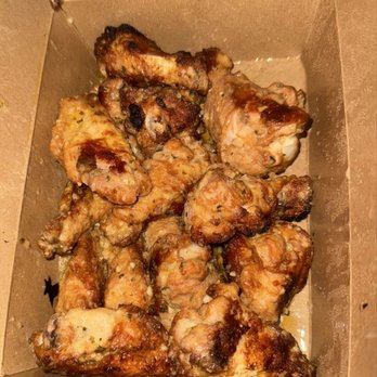 Mt. Adams Pizza - Garlic Parmesan Wings - Pizza Near Me - Trout Lake, Washington Mt. Adams Pizza - Garlic Parmesan Wings - Pizza Near Me - Trout Lake, Washington