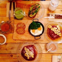 The Juice House - Chia pancakes, eggs with spinach and goat cheese, avocado toast