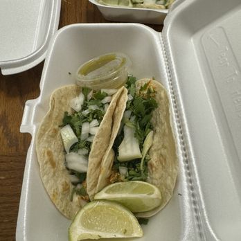Tacos La Casita - Chicken tacos flour tortillas - Diners Near Me - Sarasota, Florida Tacos La Casita - Chicken tacos flour tortillas - Diners Near Me - Sarasota, Florida