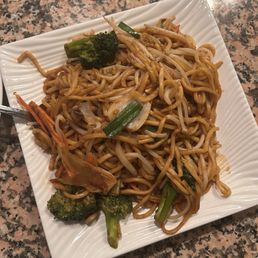 Vegetable Lo Mein