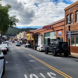 ROXX ON MAIN - Updated January 2026 - 297 Photos & 327 Verified Reviews