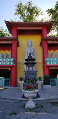 Ten Thousand Buddhas Sarira Stupa by null