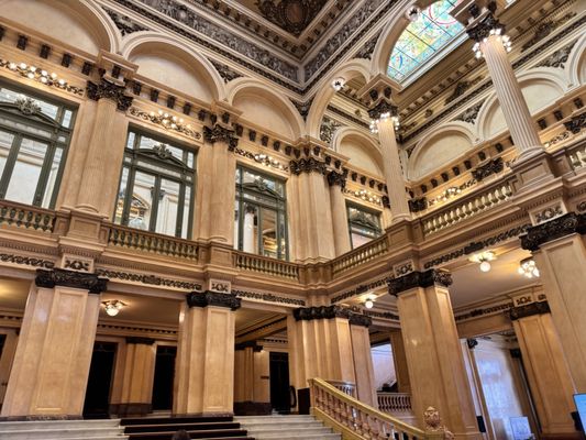 Teatro Colón by null