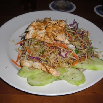 Yard House - Thai Noodle Chicken Salad - New American Near Me - Irvine, California