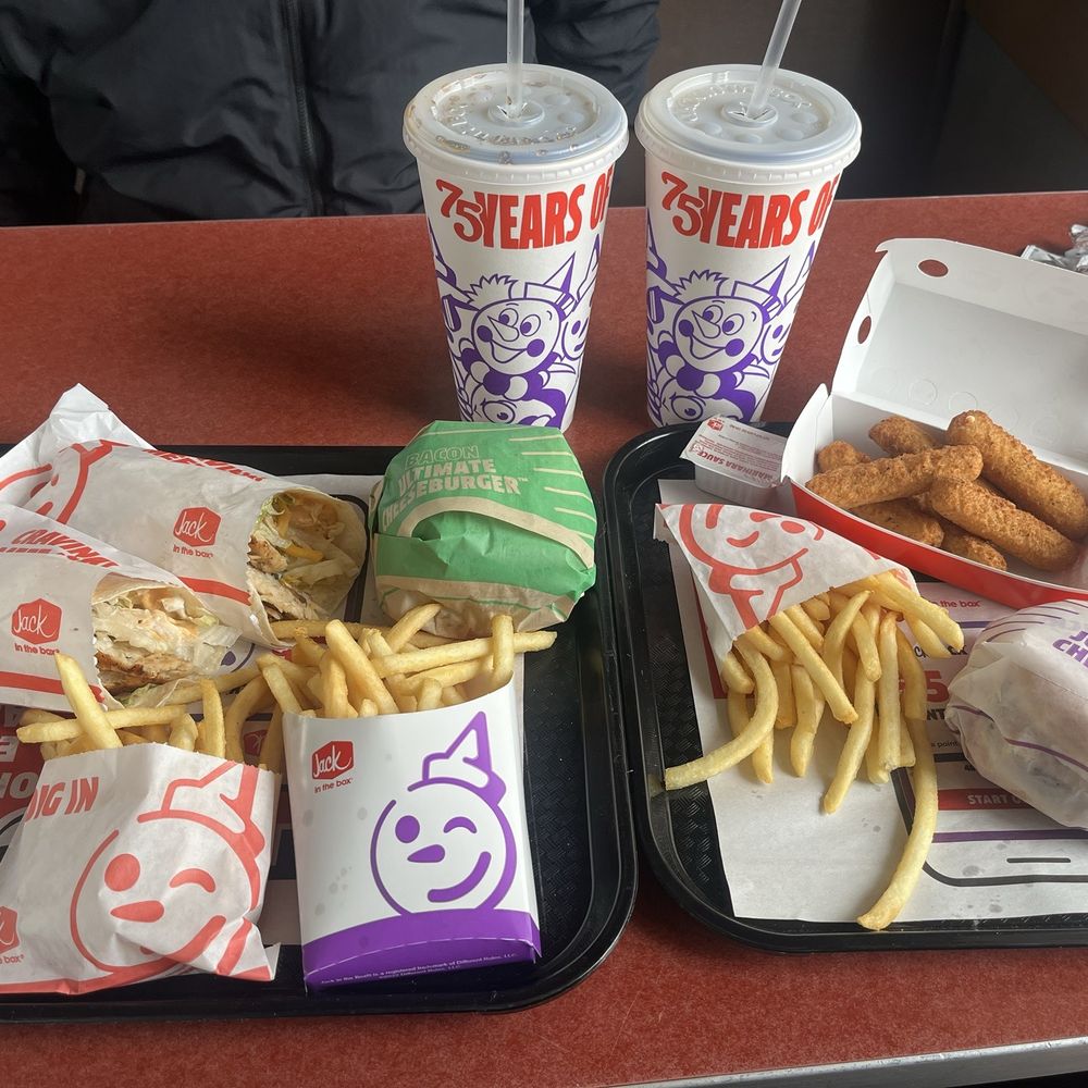 Jack in the Box - Tuesdays late breakfast/early lunch stop! - Burgers Near Me - Centralia, Washington Jack in the Box - Tuesdays late breakfast/early lunch stop! - Burgers Near Me - Centralia, Washington