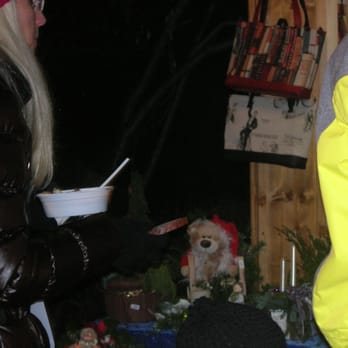 Advent im Wasserschloss - Christmas Markets Near Me - Kottingbrunn, 3