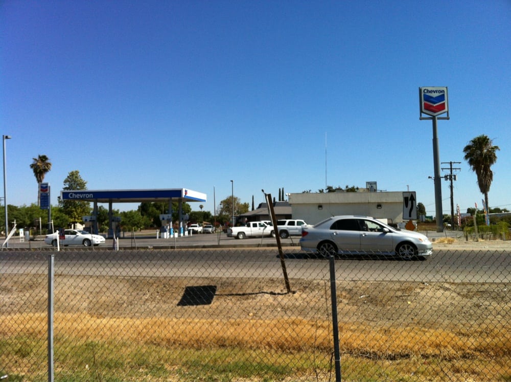 CHEVRON Updated October 2024 13 Reviews 591 N Thompson Rd, Tipton, California Gas