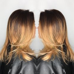 Dye Hard Salon