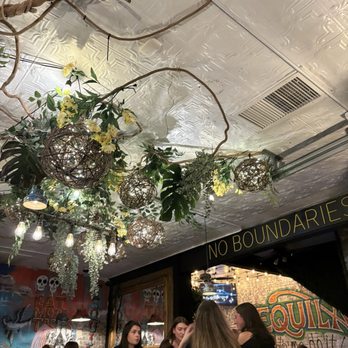 Dirty Taco and Tequila - Rockville Centre - decor - Tacos Near Me - Rockville Centre, New York
