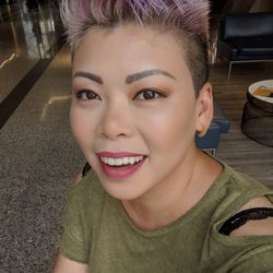 MAC Cosmetics - MAC: 30-min Foundation Makeup by Ugna (Fire in Lithuanian)