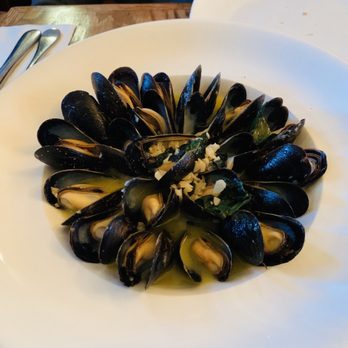 Verde on Smith - Steamed Mussels - Italian Near Me - Brooklyn, New York Verde on Smith - Steamed Mussels - Italian Near Me - Brooklyn, New York