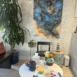 Luna Body and Mind - Waiting area
