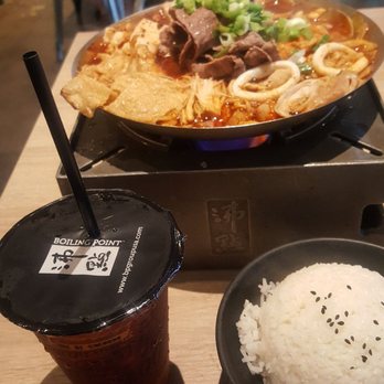 Boiling Point - Taiwanese Spicy Beef Hot Pot with Bubble Black Tea - Taiwanese Near Me - Arcadia, California