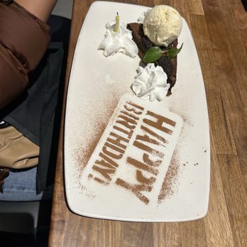 Yard House - Birthday Brownie with Vanilla Ice Cream - New American Near Me - San Jose, California Yard House - Birthday Brownie with Vanilla Ice Cream - New American Near Me - San Jose, California