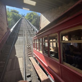 Duquesne Incline - Landmarks & Historical Buildings Near Me - Pittsburgh, Pennsylvania Duquesne Incline - Landmarks & Historical Buildings Near Me - Pittsburgh, Pennsylvania