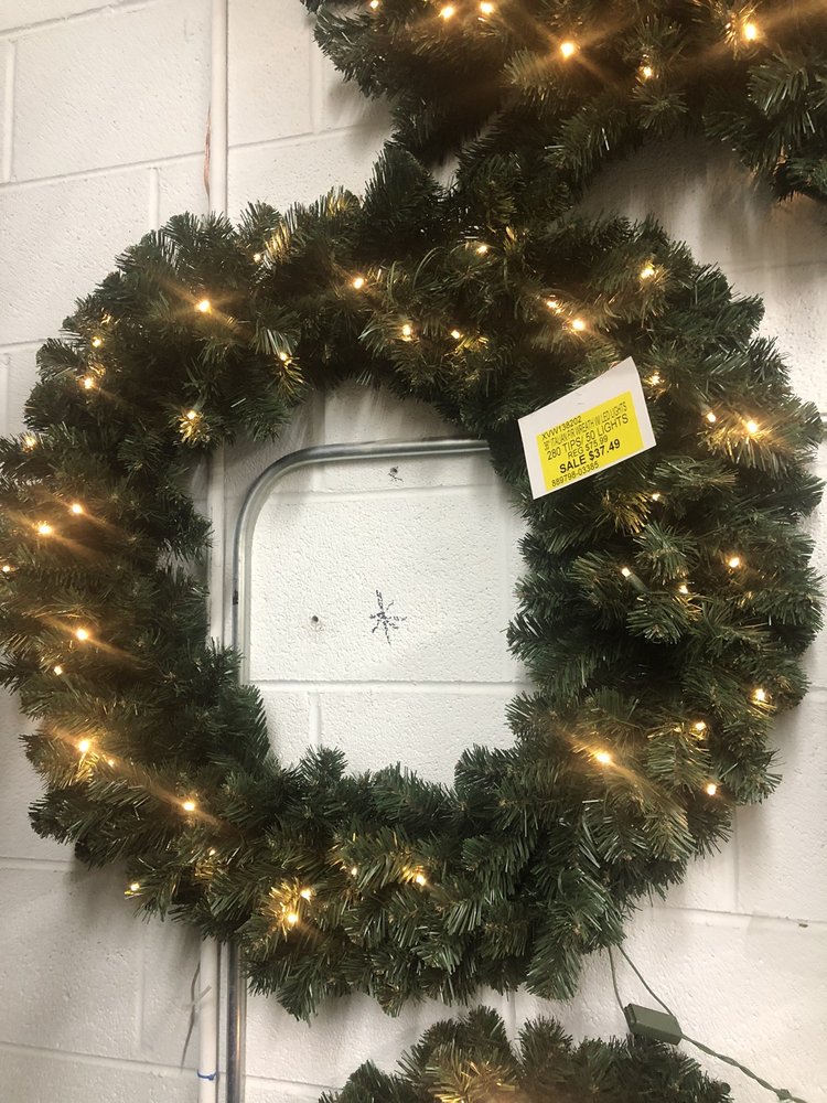 DEALERS DISCOUNT CRAFTS & FLORALS Updated October 2024 104 Photos & 23 Reviews 8199 E 10