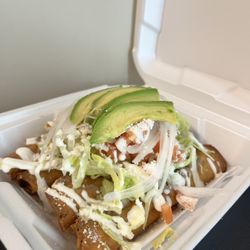 GTO Juice Bar - Taquitos de papa o tinga