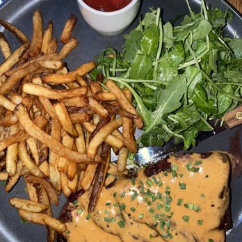 Amelie - Steak Au Poivre - French Near Me - New York, New York