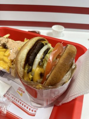 In-N-Out Burger by null