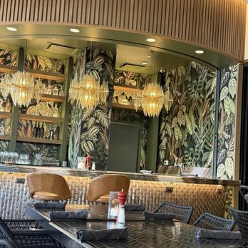 Caló Kitchen + Tequila - Cocktail Bars Near Me - Costa Mesa, California Caló Kitchen + Tequila - Cocktail Bars Near Me - Costa Mesa, California