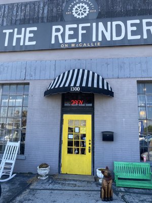 THE REFINDERY ON MCCALLIE by null