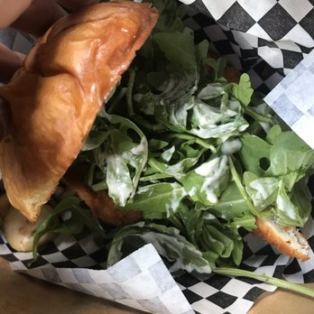 Benjies Munch - Food Trucks Near Me - San Antonio, Texas