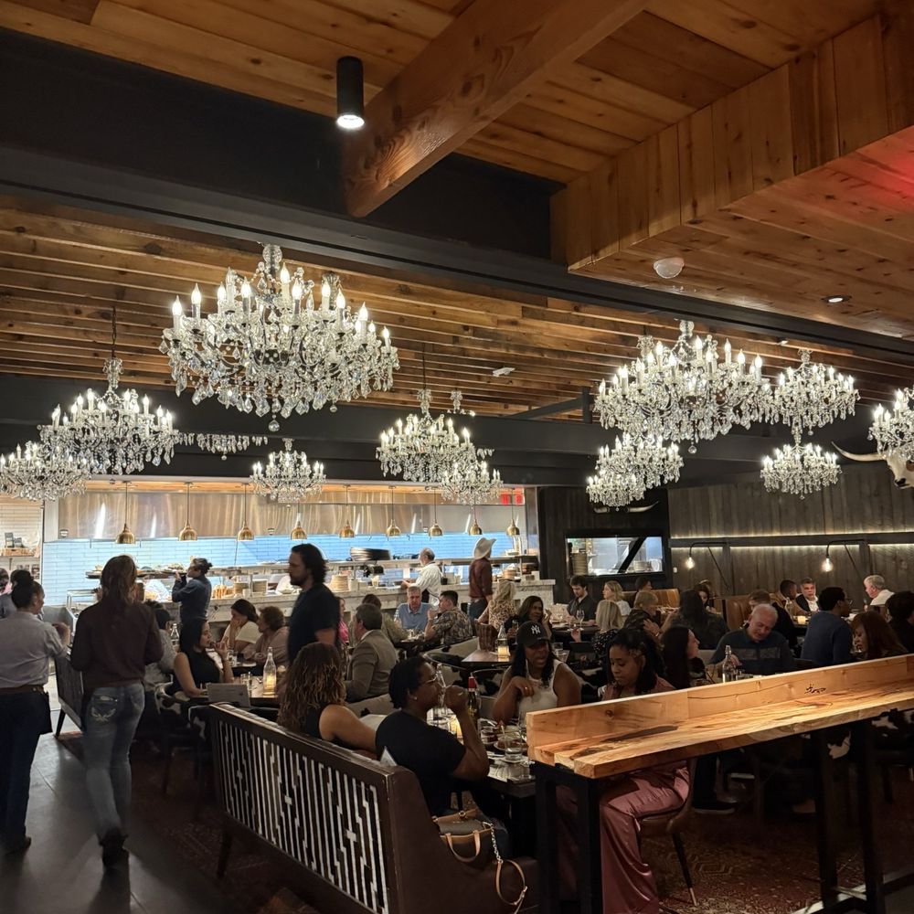 Haywire - seating - New American Near Me - Austin, Texas Haywire - seating - New American Near Me - Austin, Texas