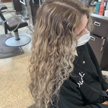 Neroli Salon & Spa - Nail Salons Near Me - Milwaukee, Wisconsin Neroli Salon & Spa - Nail Salons Near Me - Milwaukee, Wisconsin