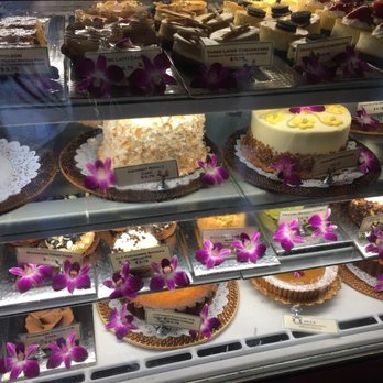 Urth Caffe - Coffee & Tea Near Me - Laguna Beach, California Urth Caffe - Coffee & Tea Near Me - Laguna Beach, California