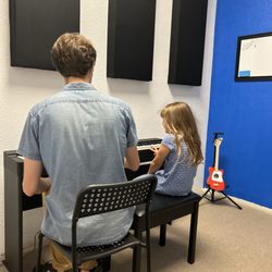 Music Lab Davis - Piano lessons with Miles