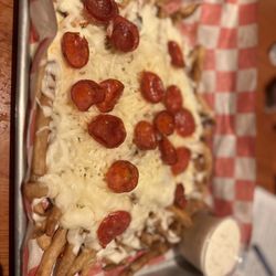 Black Oak Café - Pizza Fries