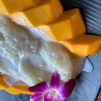 Sip Saam Thai - Mango with Sticky Rice - Thai Near Me - Austin, Texas
