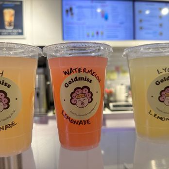 Goldmiss - We tried the peach tea and watermelon delicious - Coffee & Tea Near Me - Honolulu, Hawaii
