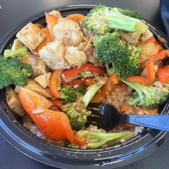 Fresh Millions Restaurant - Always pleased with the build your own bowl at fresh millions! This was teriyaki chicken with vegetables over rice. Very good! - Sandwiches Near Me - Dublin, California