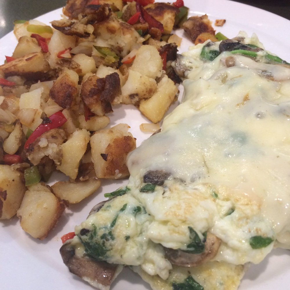 Annie's Cafe - Temecula - Egg White Spinach Mushroom Swiss Omelette with Home Fries - Breakfast & Brunch Near Me - Temecula, California